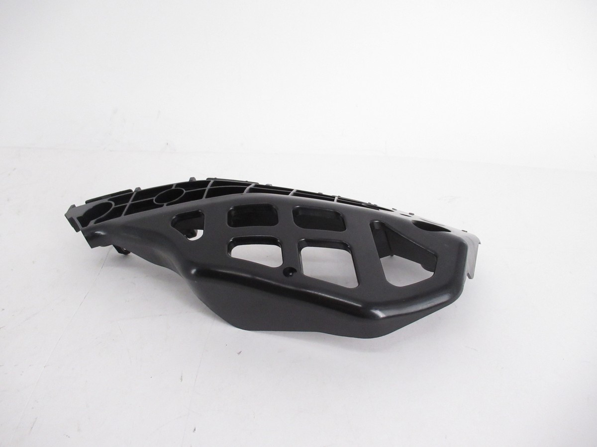 Genuine OEM Toyota 52535-12130 Passenger Front Bumper Retainer 16