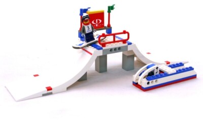 LEGO 3536 Snowboard Big Air Competition 100% Complete with