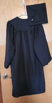 Cap & Gown Black Sz 4'9-4'11 High School Graduation Junior High Elementary  2022 | eBay