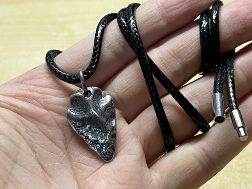 Solid 925 Sterling Silver Mens Unique Stone Arrow Head Pendant Cord Necklace - Picture 2 of 12