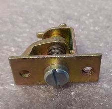 '1 PIECE' - PN# 43-1-13-0 - SOUTHCO FASTENERS - FASTENER, PAWL COMPRESSION LATCH