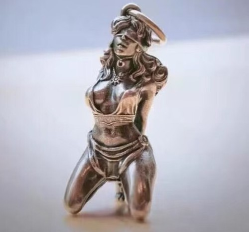 Blind Bondage weibliches Sklavin Mädchen Silber Statue Körperkunst Anhänger - Bild 1 von 11