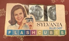 Vintage Sylvania Blue Dot Flash Cubes USA 3 Cubes 12 Flashes Unused