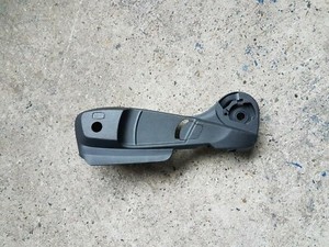 BMW 2er F45 F46 Blende Betätigung Sitz Basissitz links schwarz 7310851 7351925