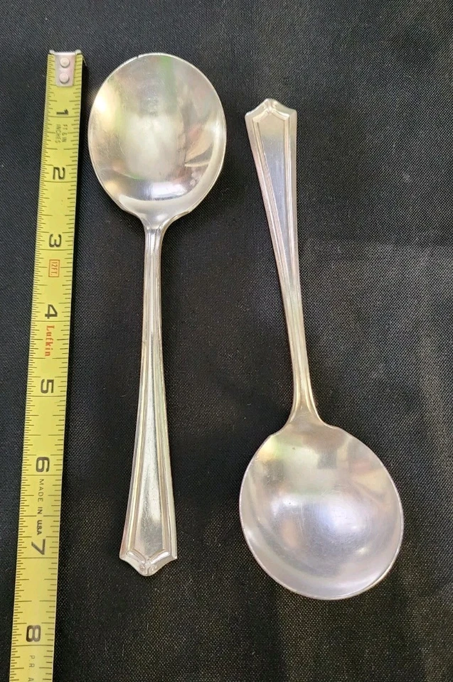 ✅️ LOT OF 2 ANTIQUE c1915 SALEM AKA LOWELL SILVERPLATED GUMBO SOUP SPOONS 🥣 - Image 3 of 4
