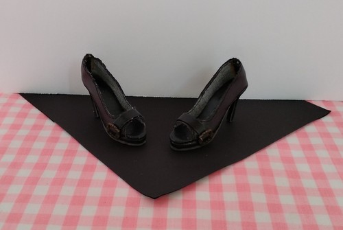 Large Tonner Evangeline Ghastly Style Fashion Doll Black Heel Shoes
