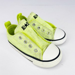 infant yellow converse