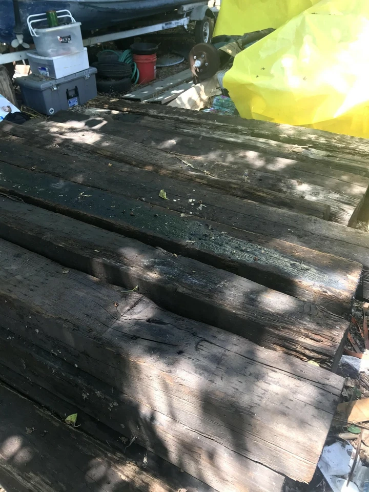 corbatas de ferrocarril de madera usadas Foto 4 de 4