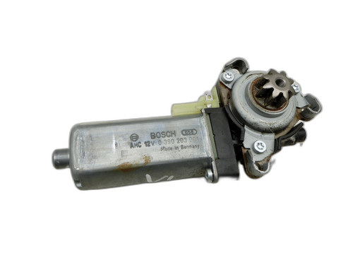 Stellmotor für Sitzhöhenverstellung li vo Mercedes C200 W204 07-11 Lim 82028922