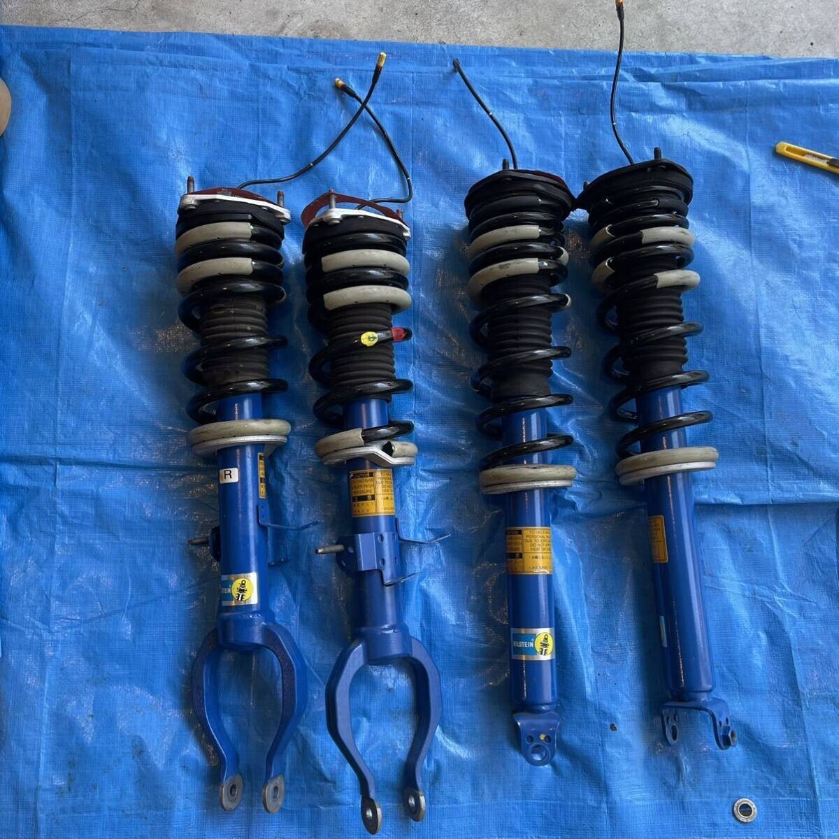 Nissan Genuine GT-R R35 Bilstein Suspension 4 Set JDM Used Nissan Genuine GT-R R35 Bilstein Suspension 4 Set JDM Used