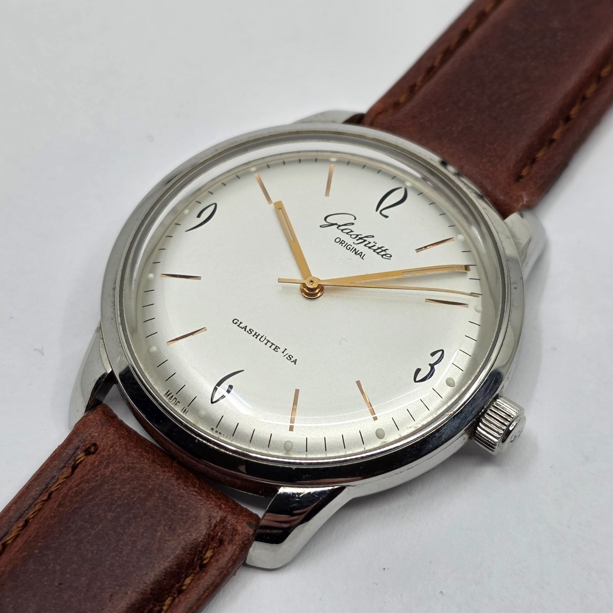 Glashütte Original Senator Sixties Automatic Ref. 1-39-52-01-02-04