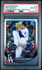 147253382 Roki Sasaki 2025 Bowman #12 Etched in Glass Variations RC PSA 10