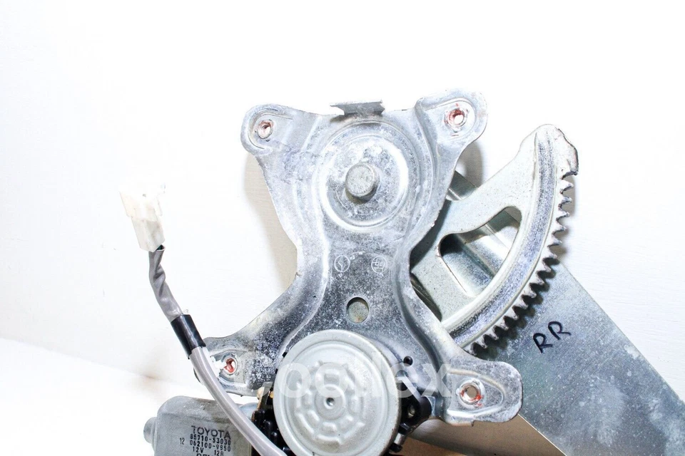 /\ 01-05 雷克萨斯 Is300 右后窗电机带调节器 85710-53030,69803-5302 — 第 4/4 张图片