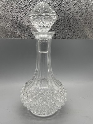 VINTAGE GESCHLIFFENE GLASKARAFFE MIT FACETTIERTEM STOPFEN GLASWAREN BARWARE