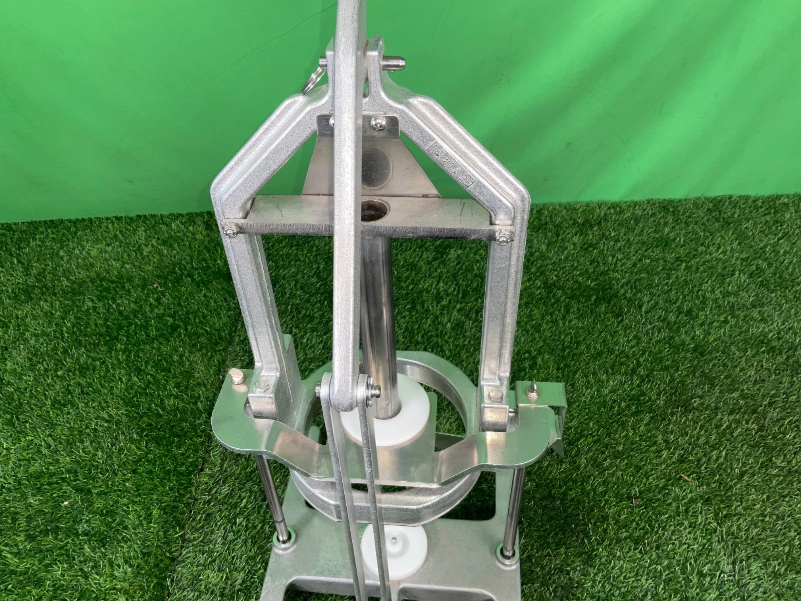 Nemco 55775-1 Easy Pineapple Corer / Peeler 55775 New No Box 1658 1F