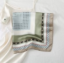 Silk scarf with geometric pattern featuring black dots Brand New 70 70 cm