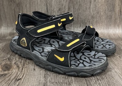 VTG Nike ACG Strap Sandals Mens US Size 8 Black Yellow 190071-001