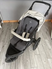 Hauck Runner 3-Wheel All-Terrain Pushchair/Stroller(with Raincover) & Air Wheels
