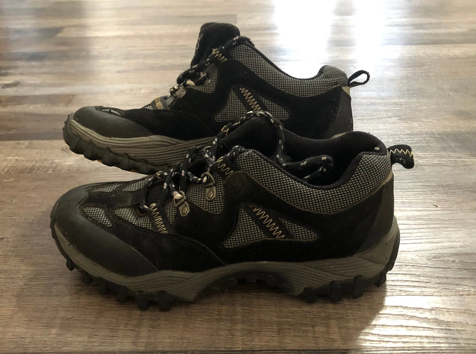 Bass Mens Hiking Shoes Black Leather Lace Up Size 8 M Mens Model # T786