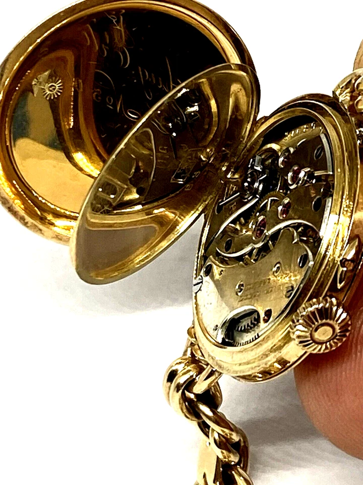 14k.Yellow Solid Gold ''AUG.'Ericsson' WatchVintageUnisex Swiss made.31mm.15Jew. - Image 2 of 4