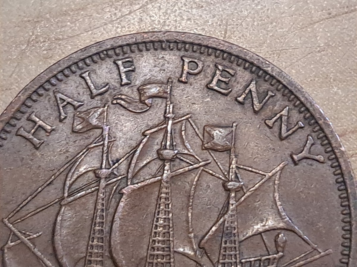 1960 United Kingdom Half Penny Queen Elizabeth II 3 Masted Ship