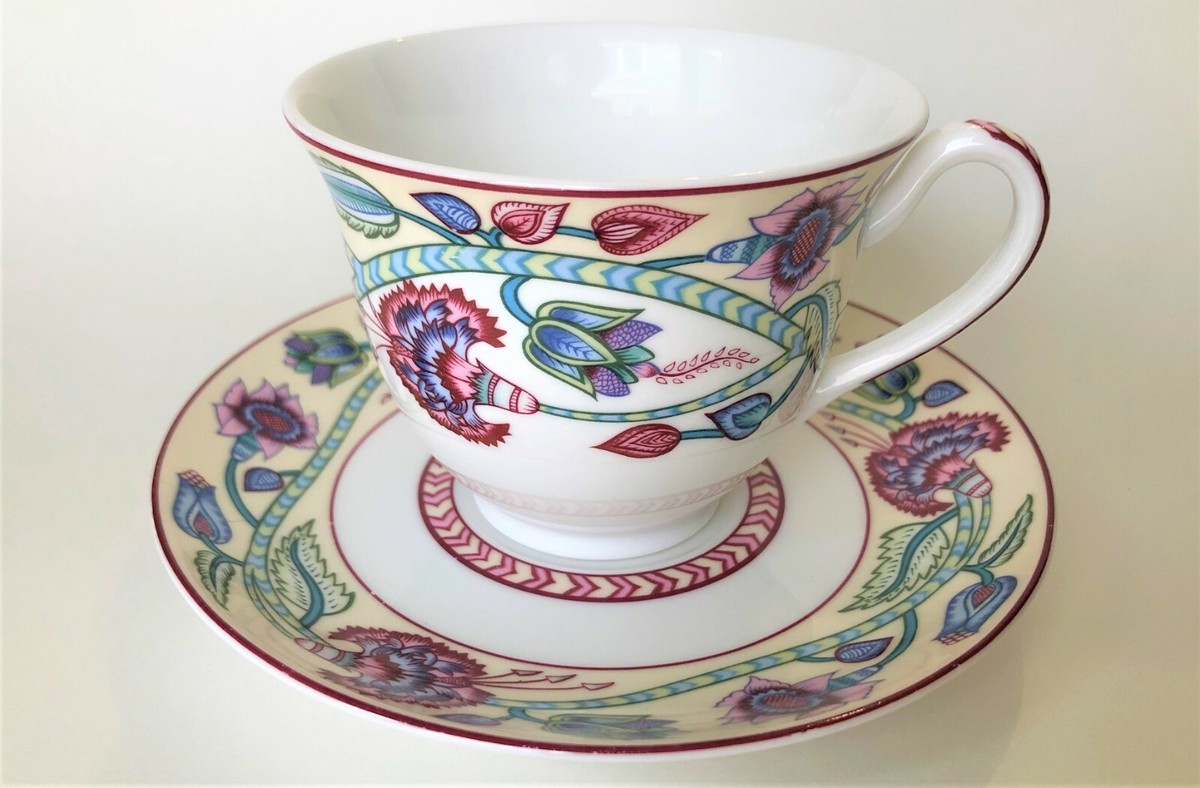 RARE* vintage Royal Worcester - Jacobean Floral - teacup & saucer