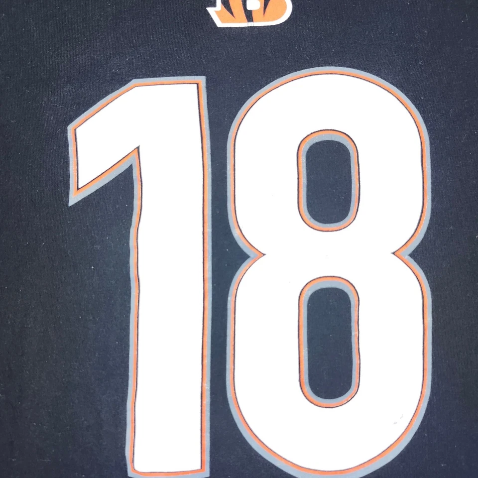 Camiseta de fútbol de manga larga de los Cincinnati Bengals #18 M majestuosa Foto 3 de 4