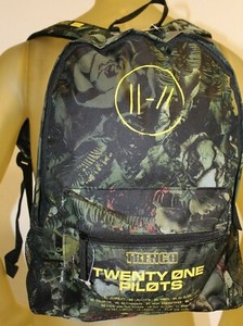 camo book bag