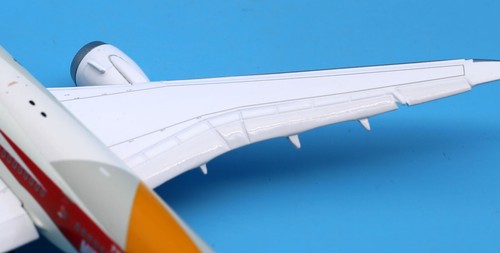 JC Wings 1:400 Etihad Airways B787-9 Diecast Aircraft Jet Model A6-BLO Flap Down - Picture 11 of 13