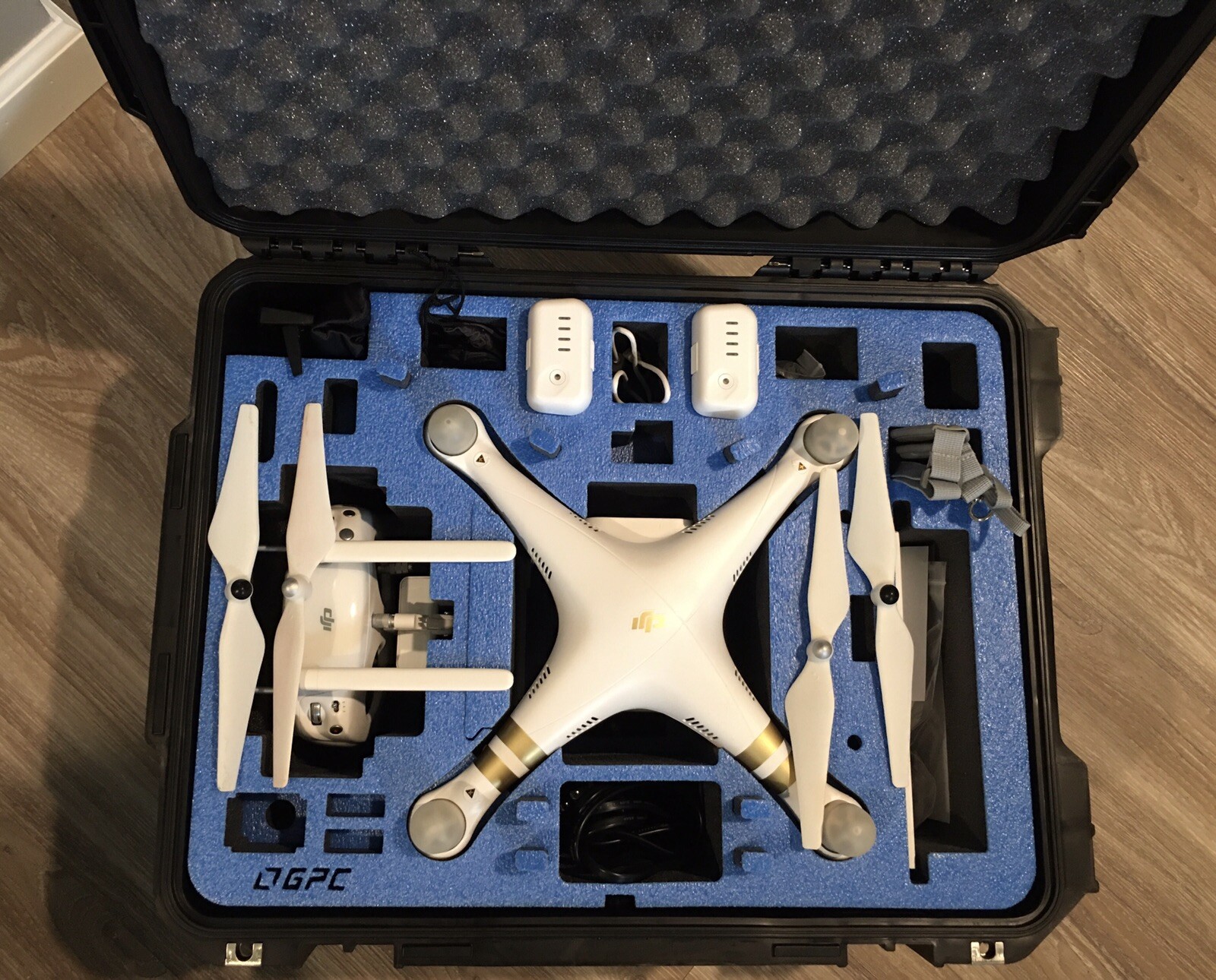 DJI Phantom 3 4K Camera Drone with Bonus Accessories Bundle-image