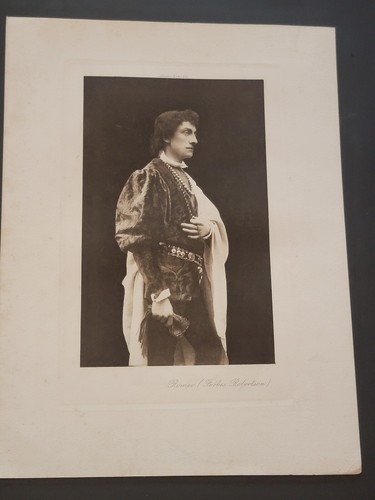 Sir Forbes-Robertson as Romeo- Shakespeare's Romeo & Juliet Studio Portrait - Picture 6 of 7