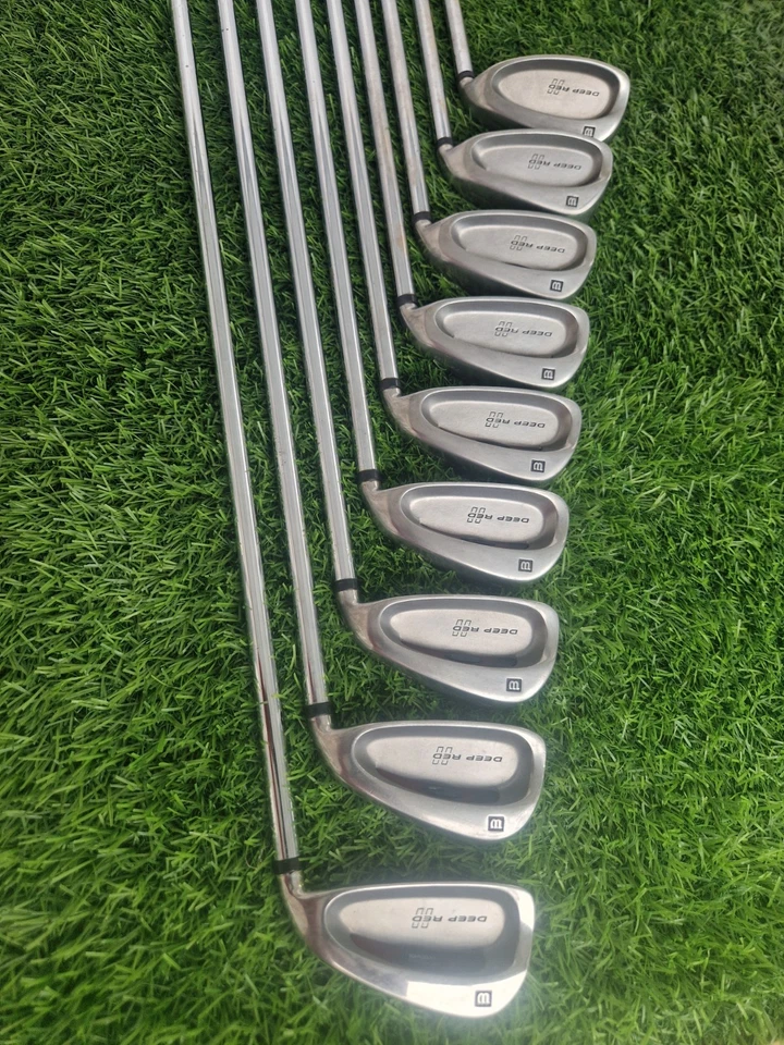 Wilson Deep Red ll Irons 3-SW - Regular Flex Steel Shafts - Right Handed - Image 2 of 4