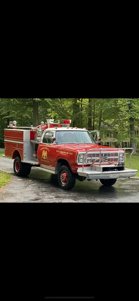 Dodge Power Wagon W400 1979 Foto 3 de 4