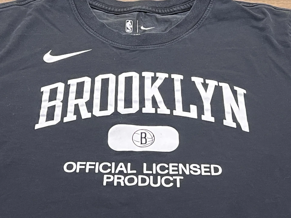 Brooklyn Nets Men’s Black NBA Basketball Nike T-Shirt - XL - Image 2 of 3