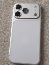 Apple iPhone 17 Pro 256GB (Verizon ONLY!) - Silver - Excellent 100% Battery!