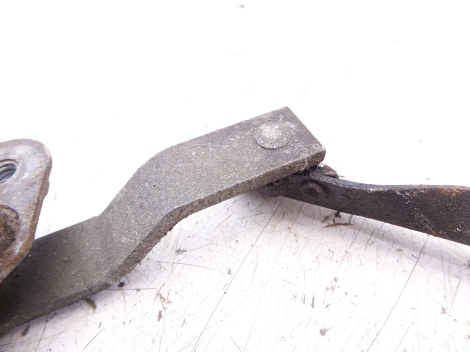 70-81 Camaro Firebird Concealed Windshield Wiper Transmission Linkage Original - Image 4 of 4