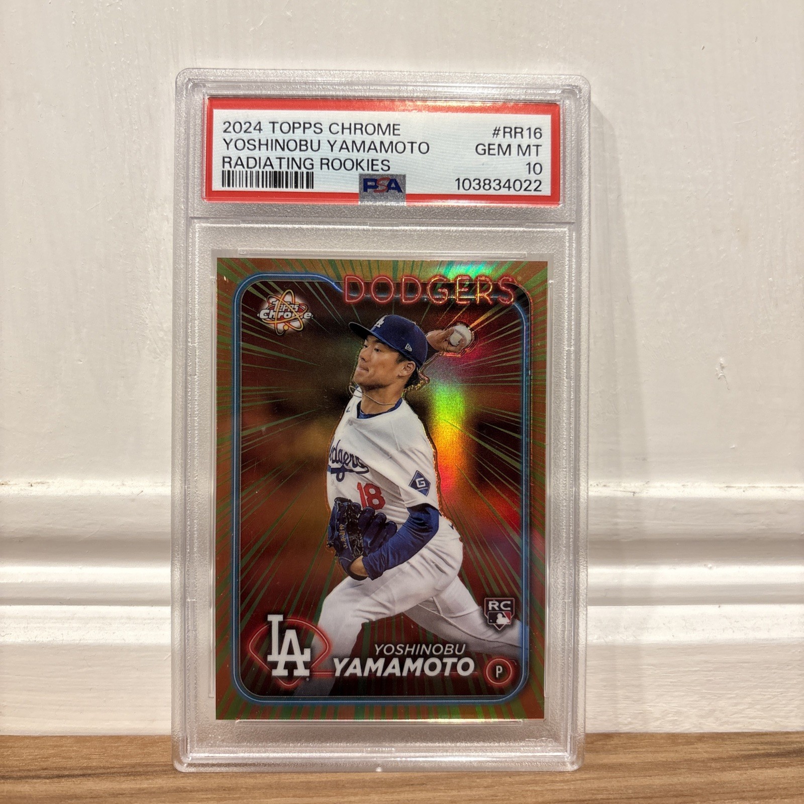 2024 Topps Chrome - Radiating Rookies #RR16 Yoshinobu Yamamoto RC Dodgers PSA 10