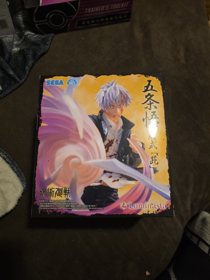 Figura Jujutsu Kaisen Luminasta Satoru Gojo Púrpura Murasaki Nuevo Japón