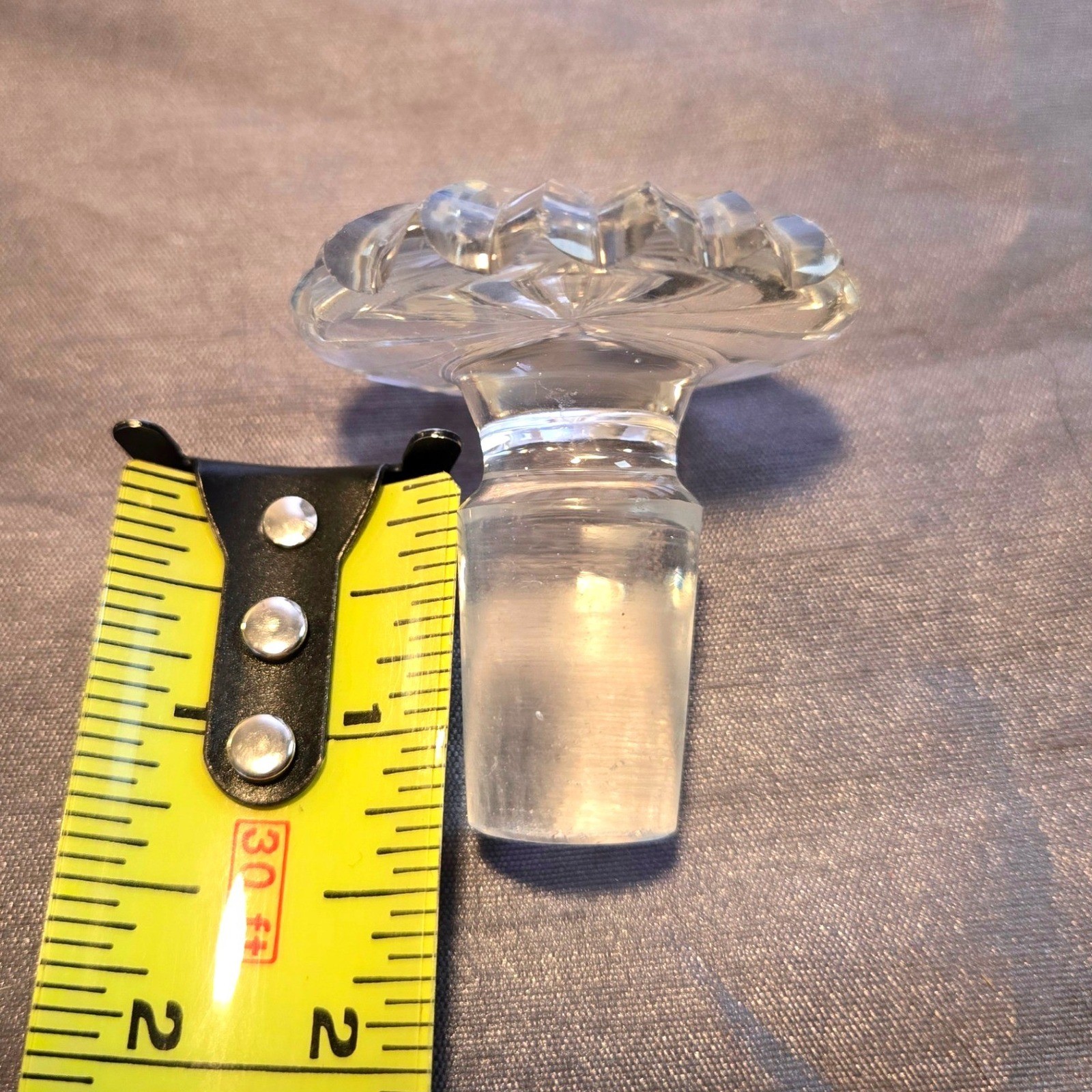 Vintage Clear Cut Crystal Glass Decanter Wine Bottle Stopper Starburst Flower