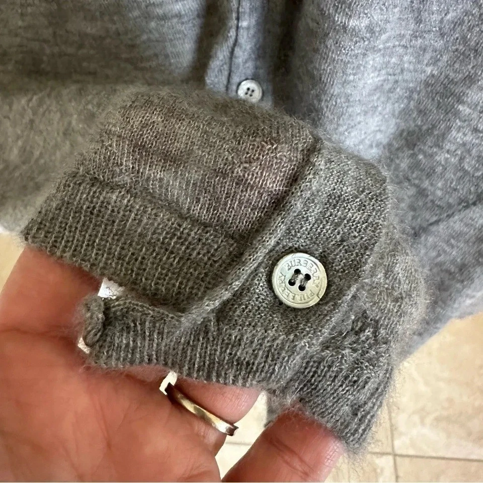 Burberry Mujer XS Gris Cachemira Largo Cárdigan Suéter Delgado Carrera Diseñador Gris Foto 4 de 4