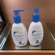 2 Gentle Facial Cleanser, For Sensitive Skin, Fragrance Free, 8 fl oz (237 ml)