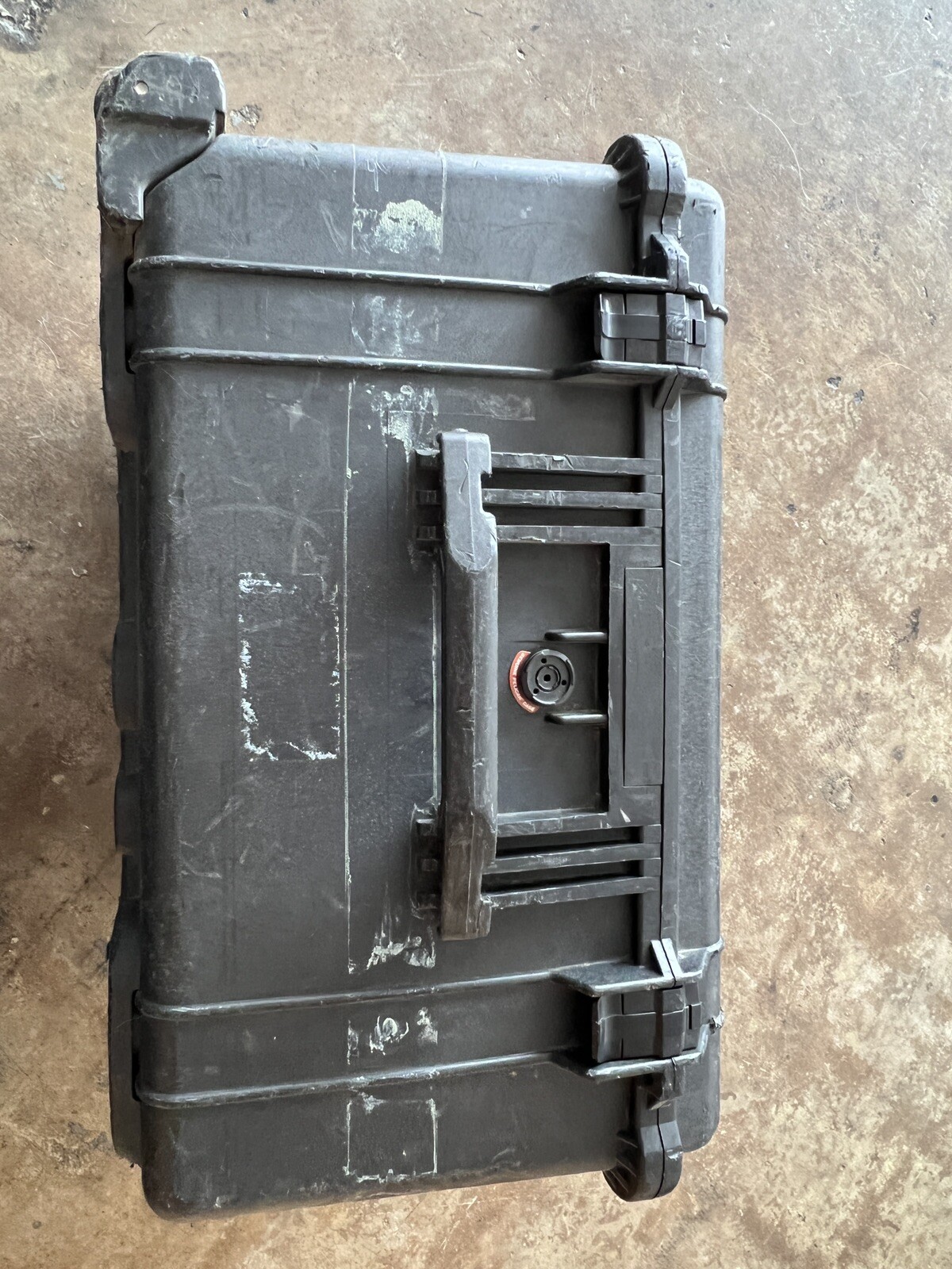 Pelican Case 1620 Hard Case With Foam Black Hard Rolling Travel Case eBay