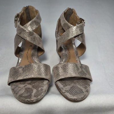 SOFFT 7.5M Sandals Mauldin Wedge Metallic Snakeskin Criss Cross Bistro Taupe New