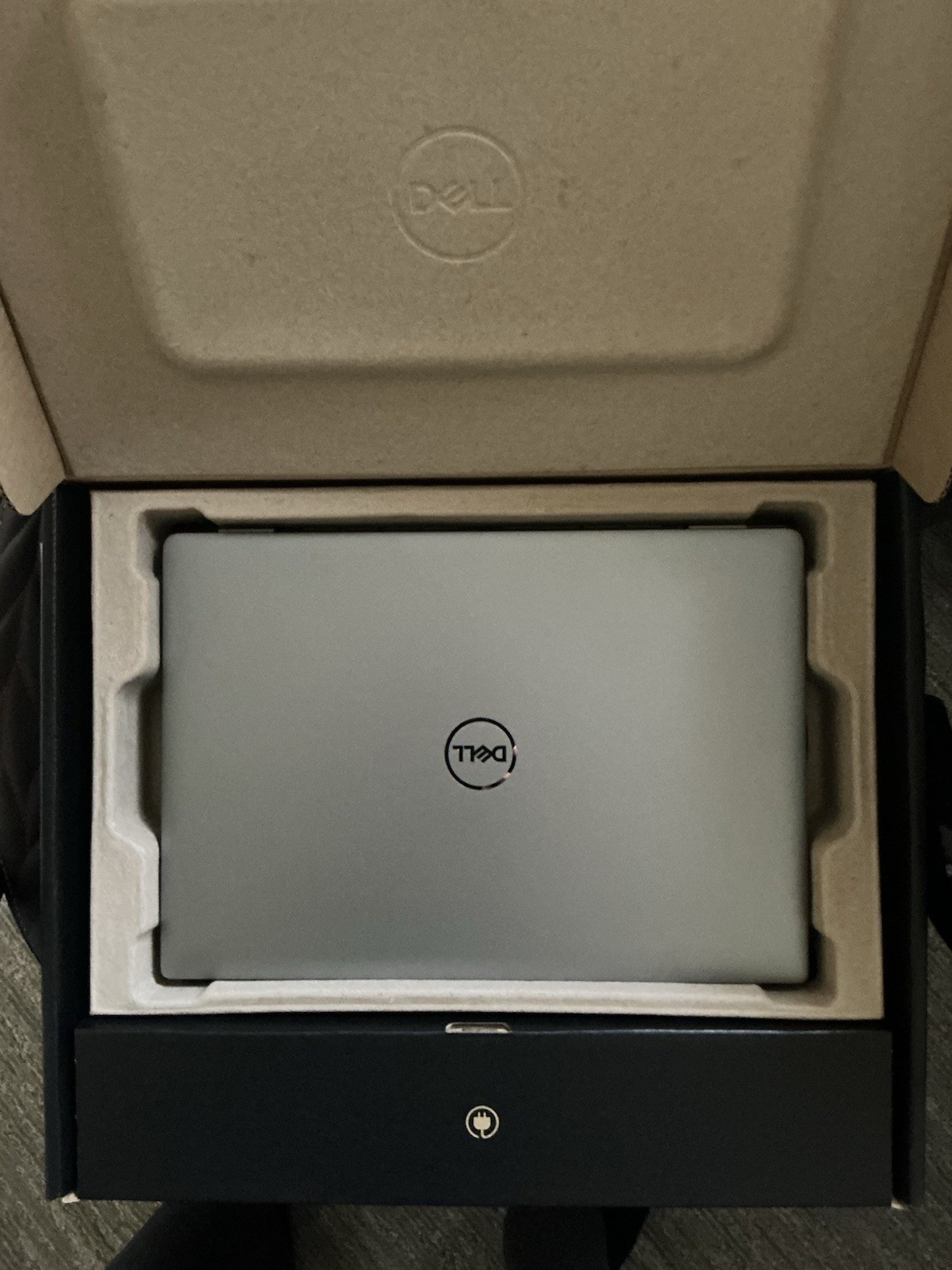 Dell 7450 Latitude Workstation Laptop