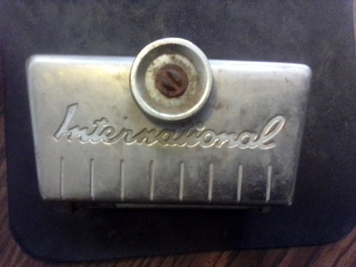 International Harvestor ash tray - Foto 1 di 6