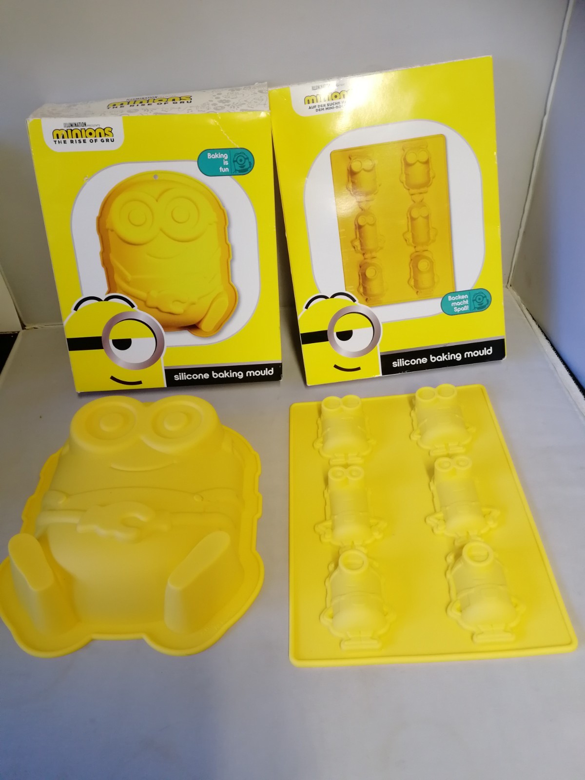 Minions Kids Silicone Cake Baking Mould Chocolate large and small boxed new