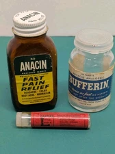 3 Vintage Glass Medicine Bottles Bufferin Anacin Carters Little Pills Empty