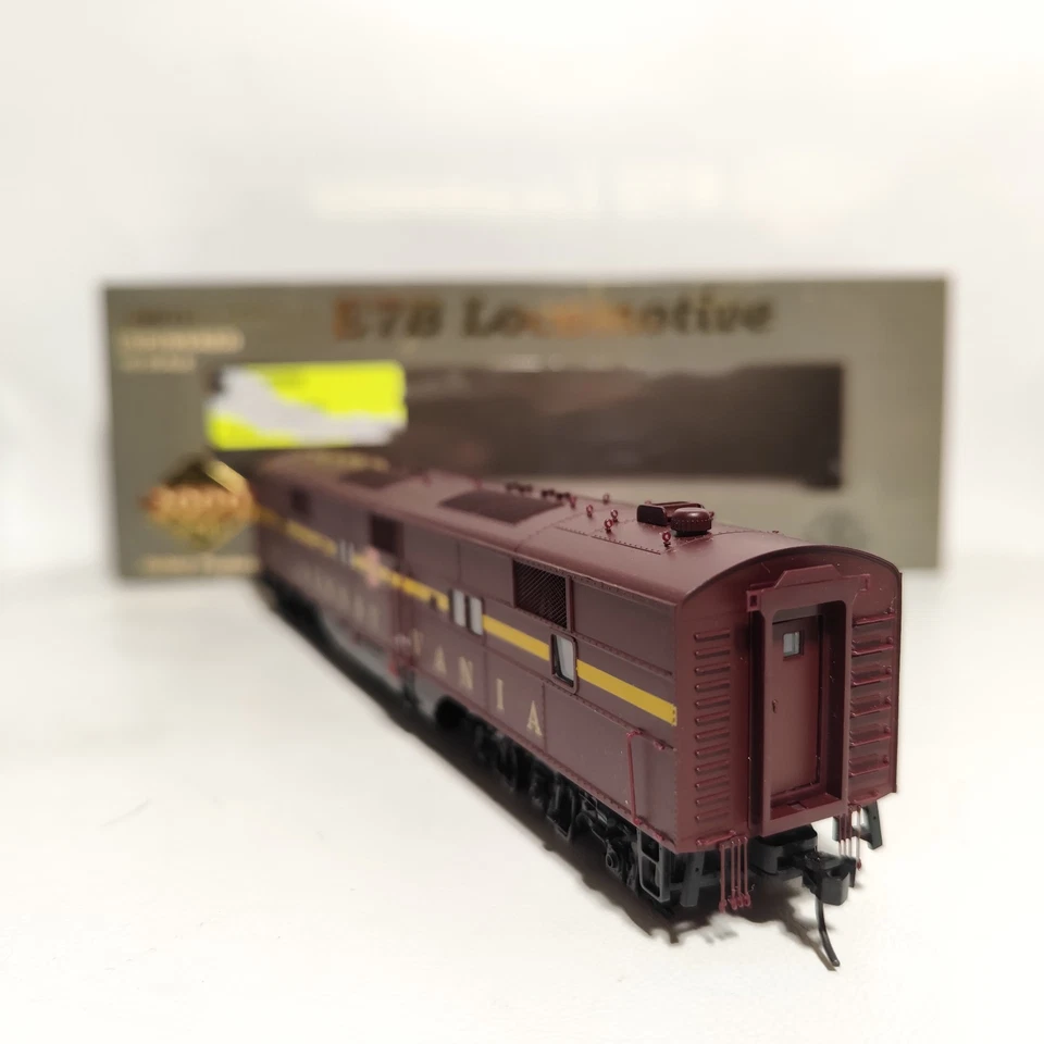 HO Proto 2000 Pennsylvania PRR E7B Locomotive 920-40544 #5854B Unpowered - Image 4 of 4