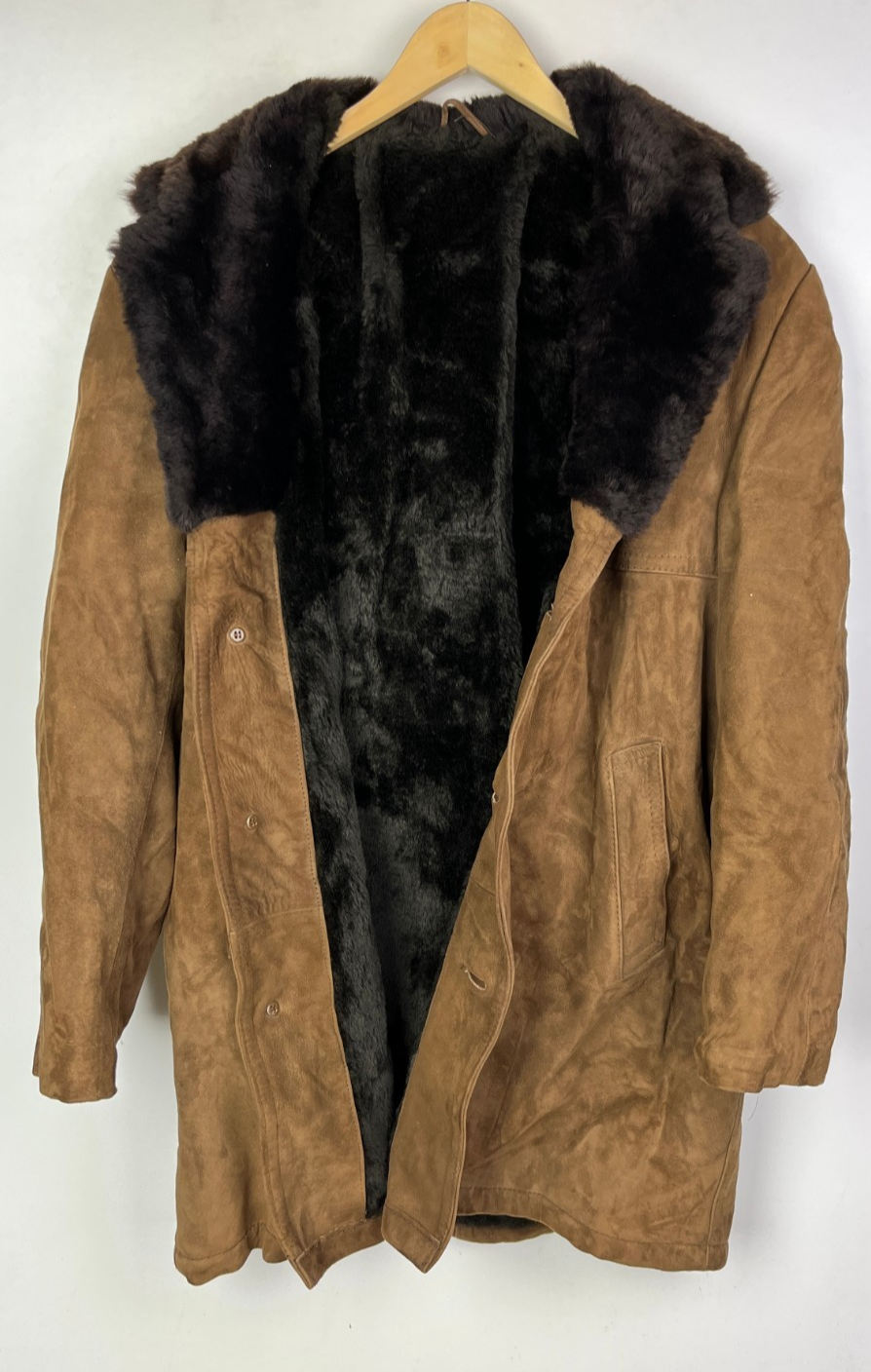 Real SHEEPSKIN SUEDE COAT Size XL 44