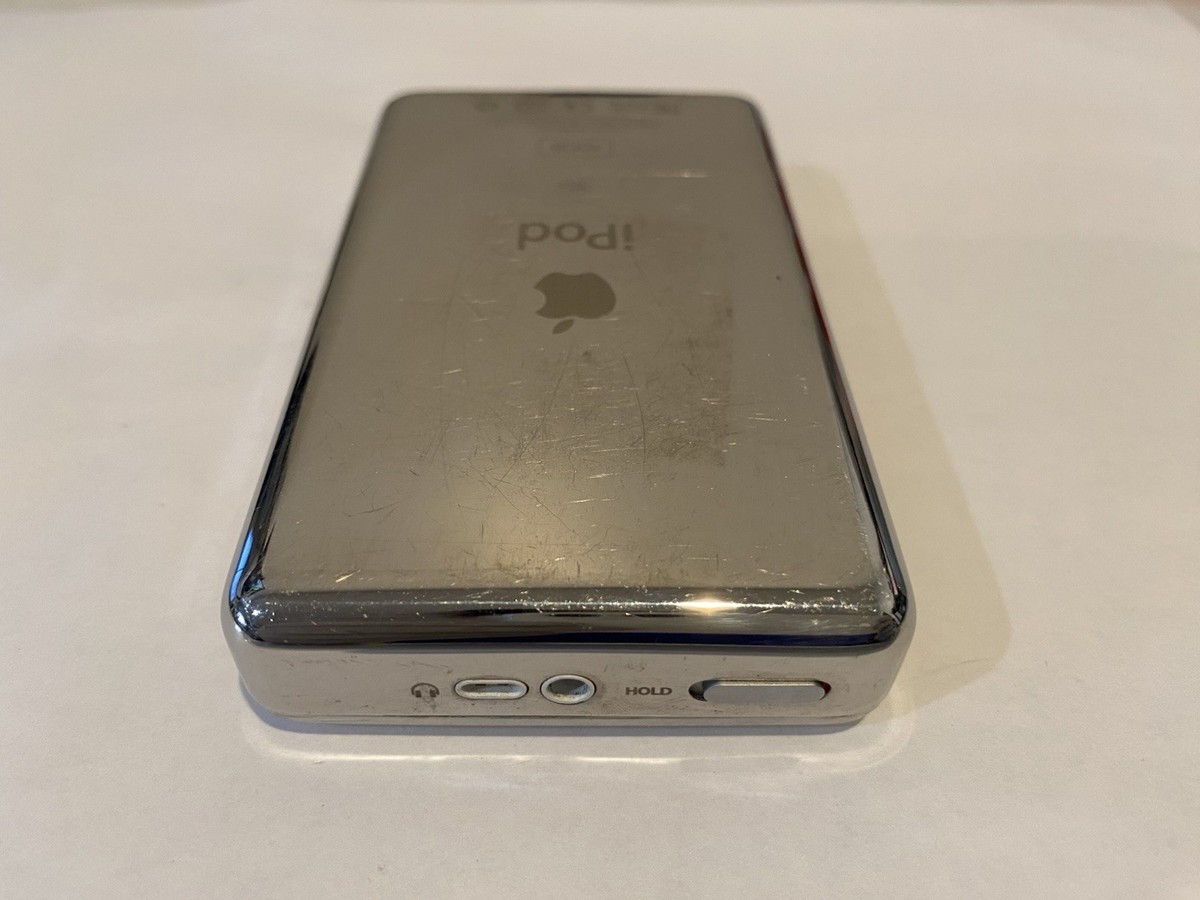 Apple iPod classic 3rd Generation White (40 GB) Works Great